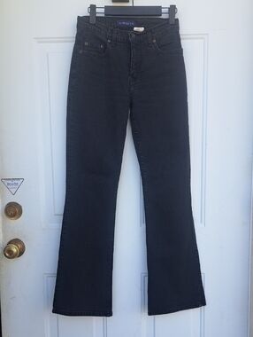 Elegant Black Flare Jeans for Women